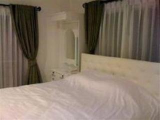 Arun Seaview Apartment
